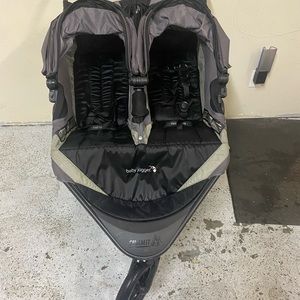 Hardly ever use baby jogger stroller. In excellent condition.